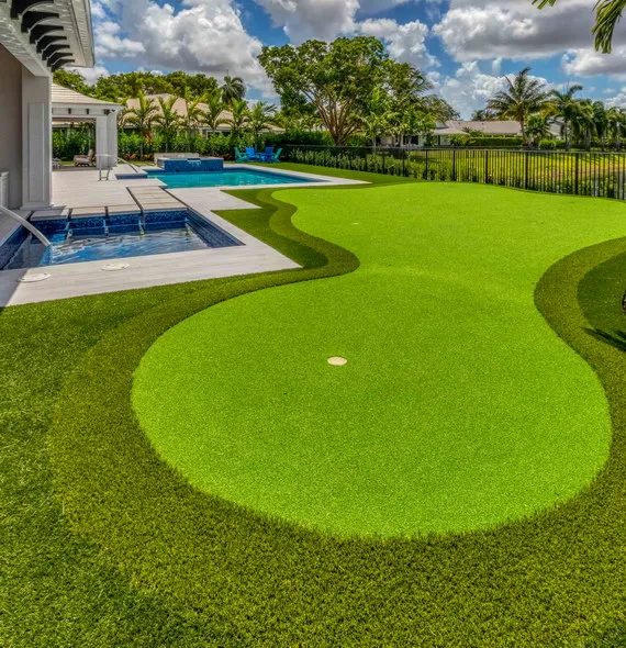 Artificial Grass Services Tailored to West Palm Beach Properties